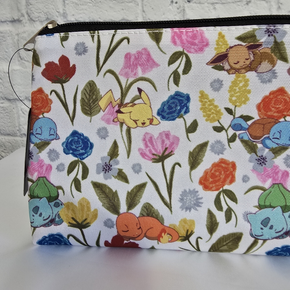 Pokemon Starters Floral Travel Pouch Pokémon Bag Pikachu Eevee Gen 1 Starter New - Picture 4 of 16